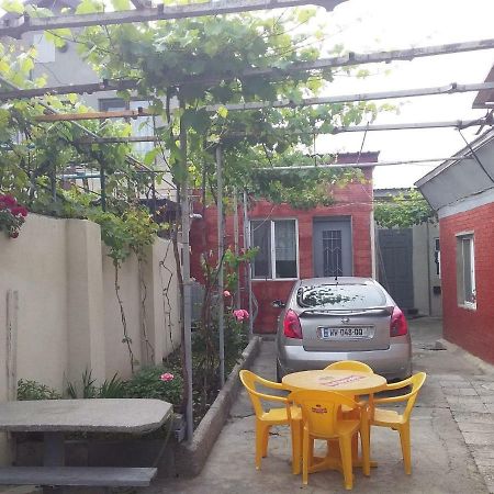 Guest House Gikacha Tbilisi Exterior photo